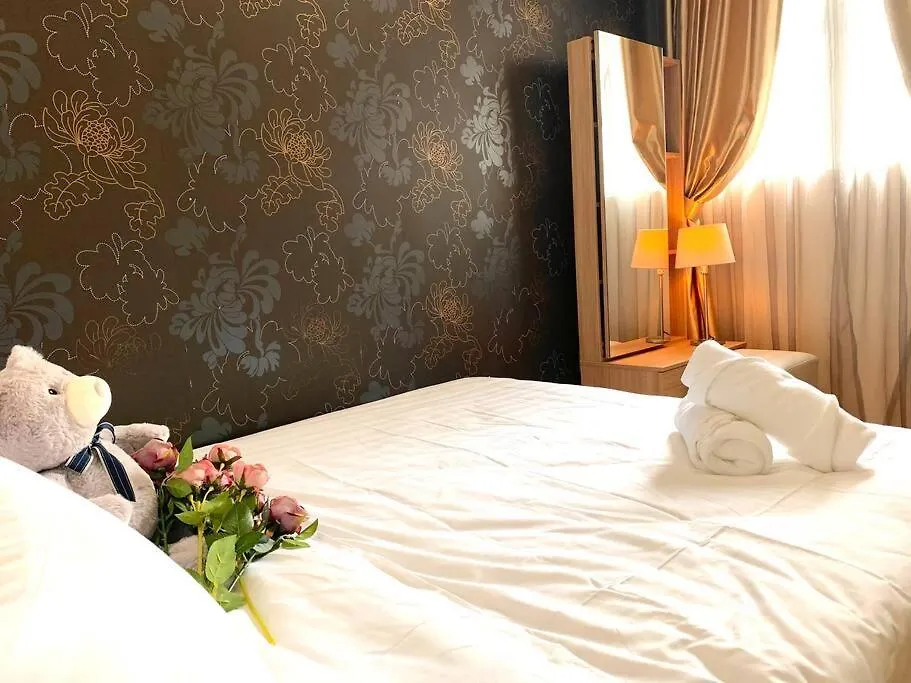 Apartament Mitec Publika 2Br Hot Tub Sri Hartamas Mont Kiara Kuala Lumpur