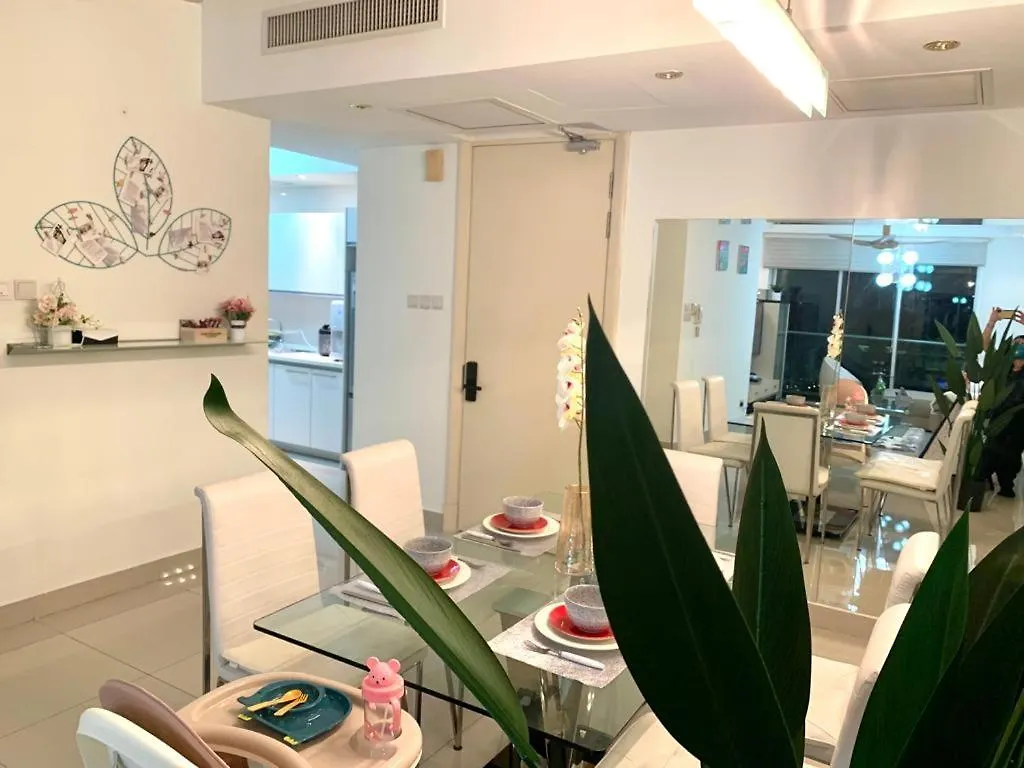 Mitec Publika 2Br Hot Tub Sri Hartamas Mont Kiara Apartman Kuala Lumpur Malajzia